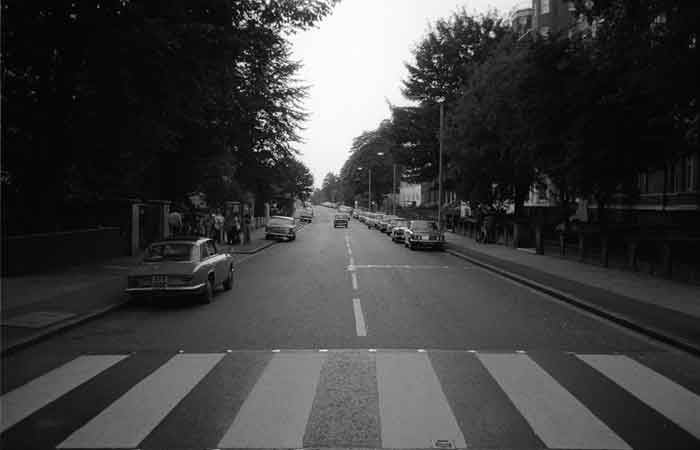 Jalan Abbey road di Inggris