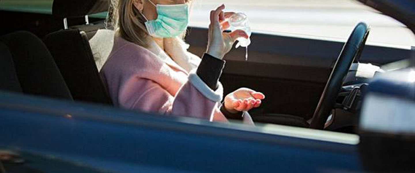 jangan simpan hand sanitizer di dalam mobil